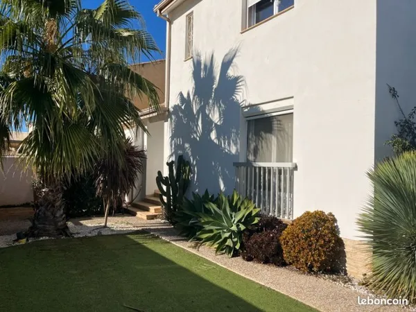 Jolie villa ensoleillée au calme rénovée proche centre