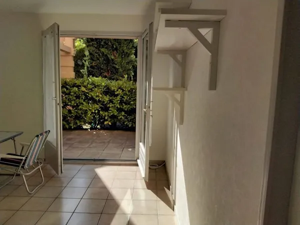 Studio 1 pièce 20 m²