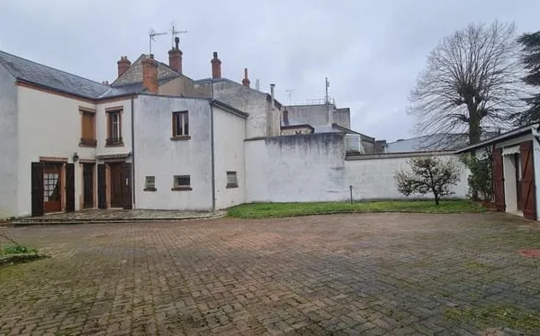 ORLEANS FAUBOURG BANNIER