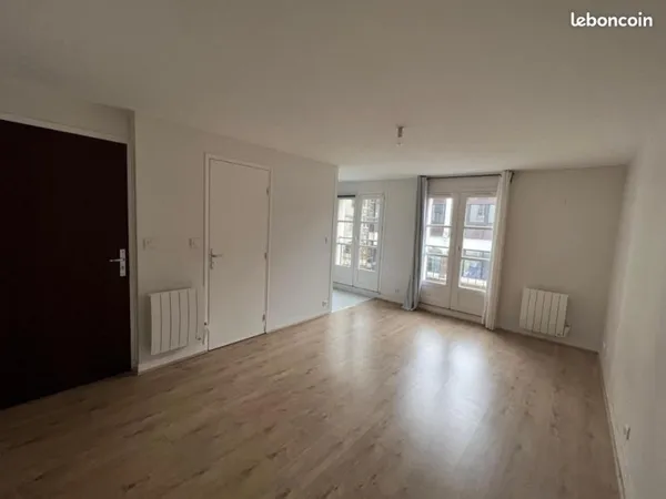 Studio 1 pièce 23 m²