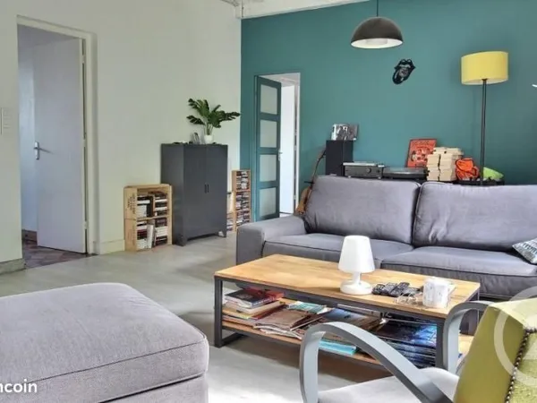 Maison 4 pièces 200 m²