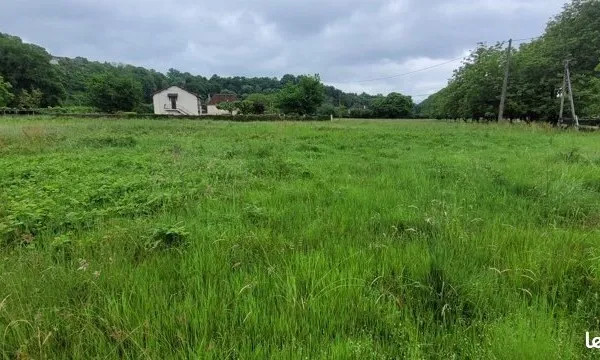 Terrain 2 451 m² Altillac