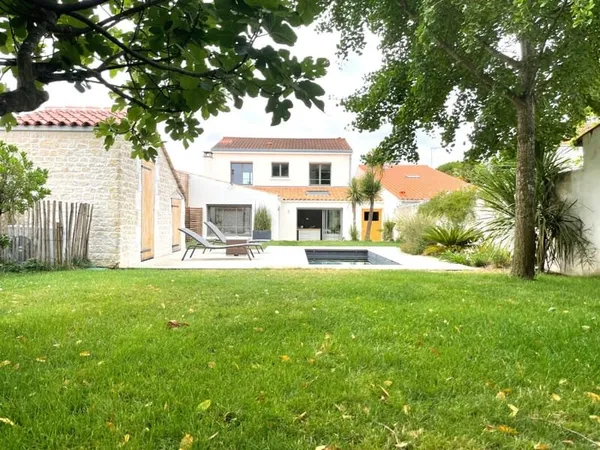 Maison 5 pièces 147 m²