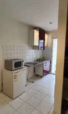 Appartement Location Marseille 1p 17m² 510€
