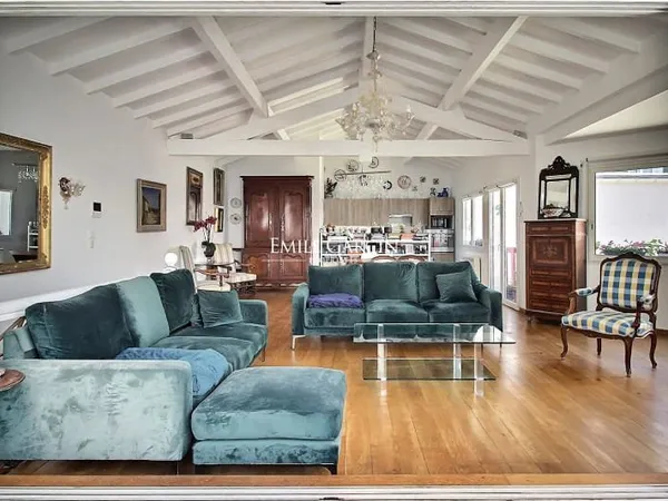 Appartement 4 pièces 124 m²