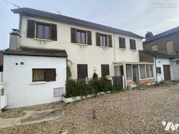 Maison 4 pièces 90 m²