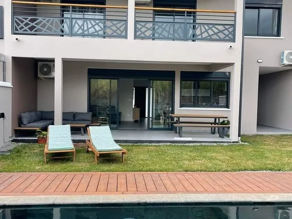 Colocation villa de standing avec piscine Saint-Denis