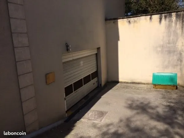 Box parking