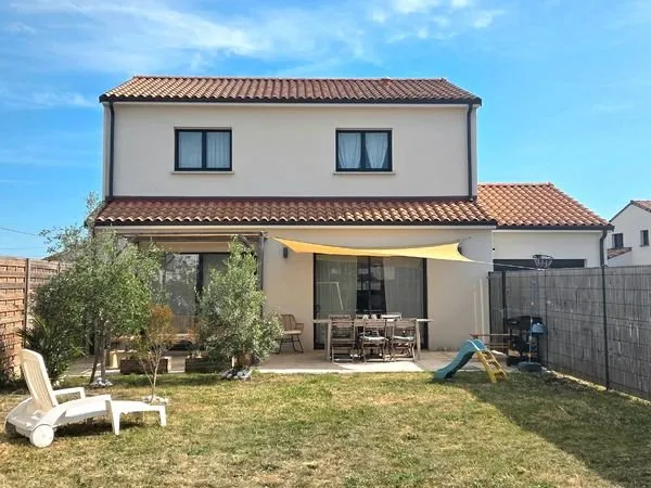 Maison récente 131 m² - 5 chambres - Jardin Sud-Ouest