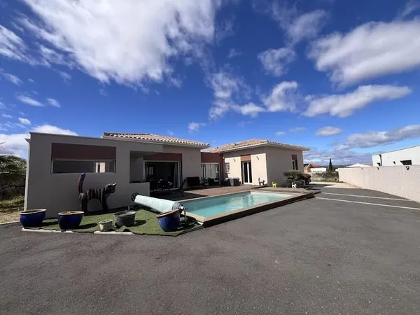 Villa 4 pièces 135 m²