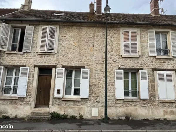 Maison de ville- Lamorlaye (rue de l'Église)