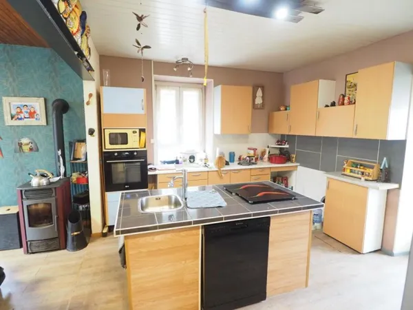 Giromagny - spacieuse maison avec petite maison attenante lo