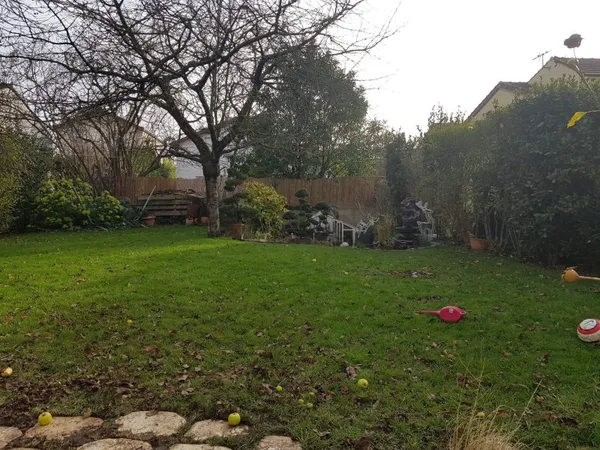 MAISON INDIVIDUELLE 180m2 - DIVISION EN 5 LOTS POSSIBLES