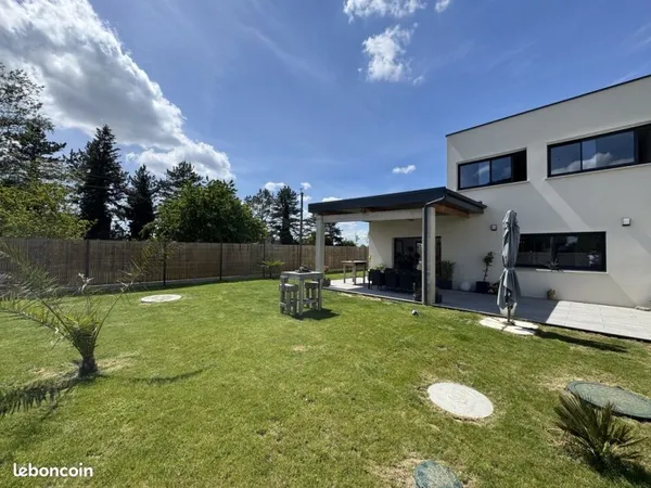 Maison 6 pièces 174 m²