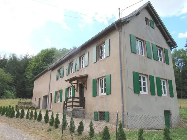 Le Hohwald : maison 120 m2, 2 ch sur 10 ares