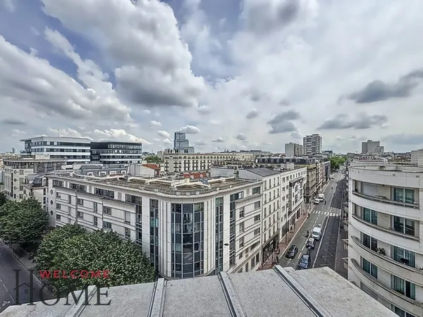 LEVALLOIS - APPARTEMENT DERNIER ETAGE