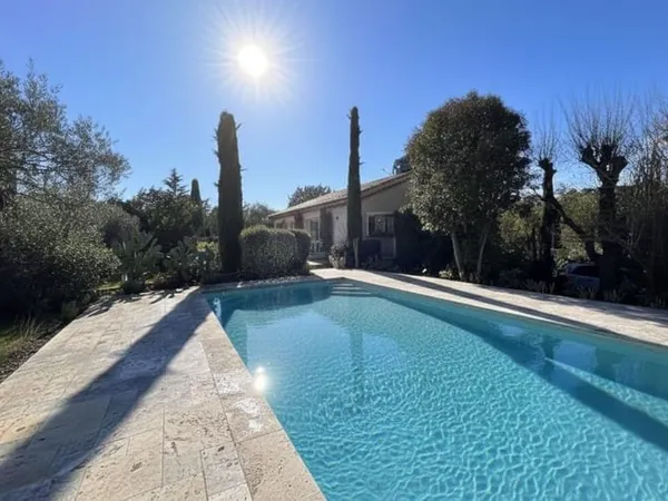 Maison 4 pièces 194 m²