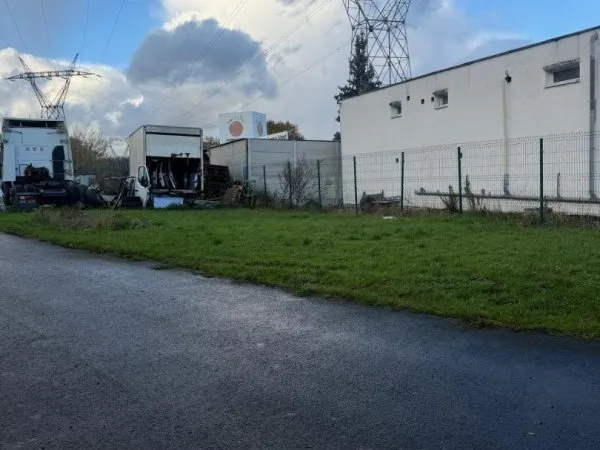 Local commercial 160 m²
