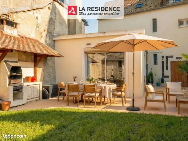 Maison de ville 8 pièces 170 m²