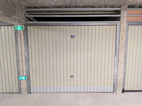 Box fermé 13m²