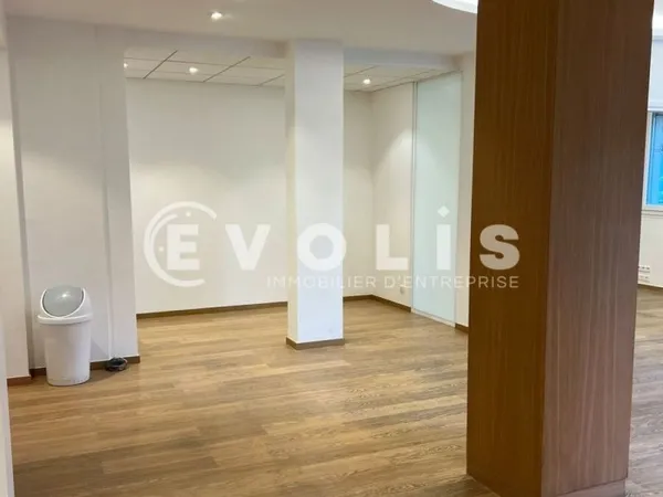 Bureaux - A VENDRE - 180 m² non divisibles