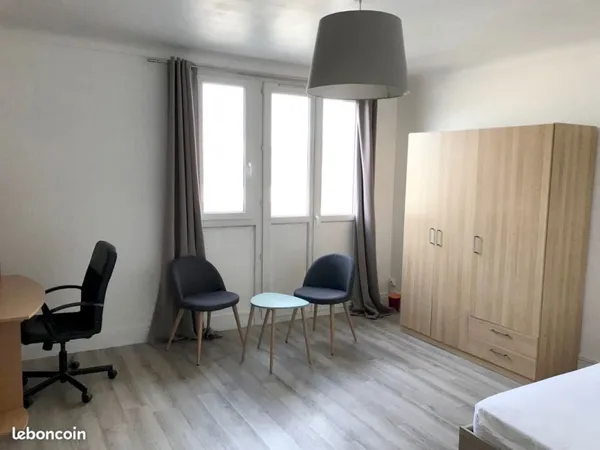 Chambre dans T3 Hyper centre TOURS Jean Jaures et gare SNCF