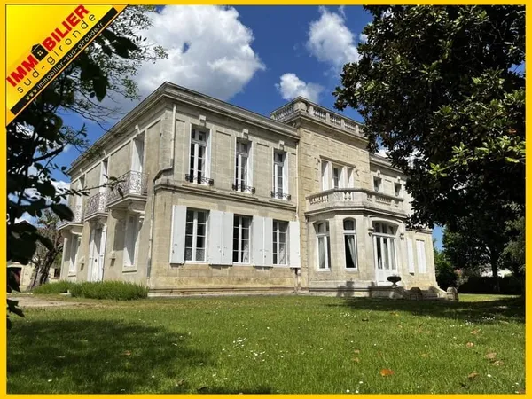 Villa 11 pièces 526 m²