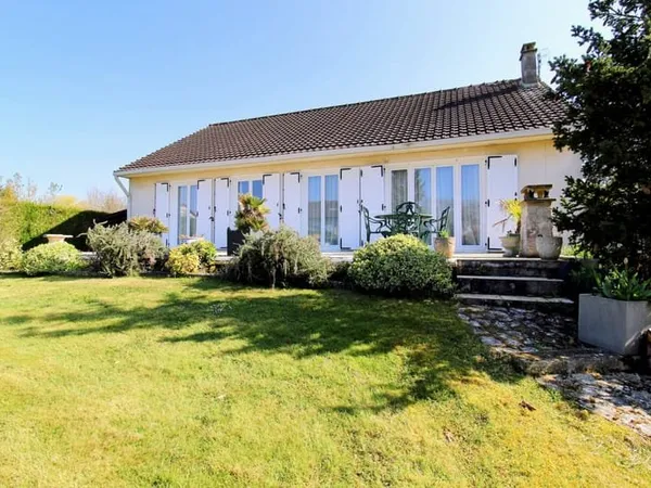 Houdan 5mn - Maison familiale à vendre