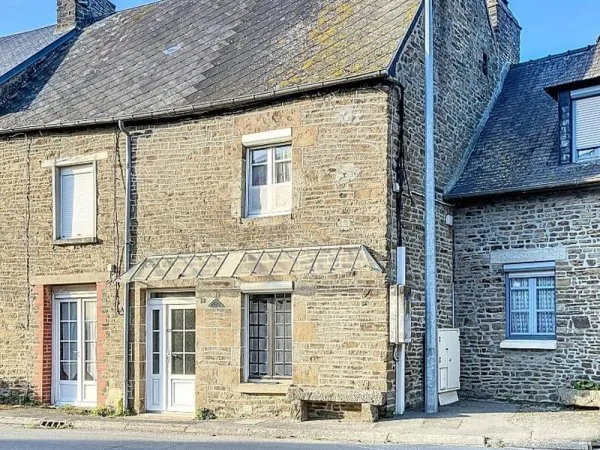 Maison Saint Aubin De Terregatte