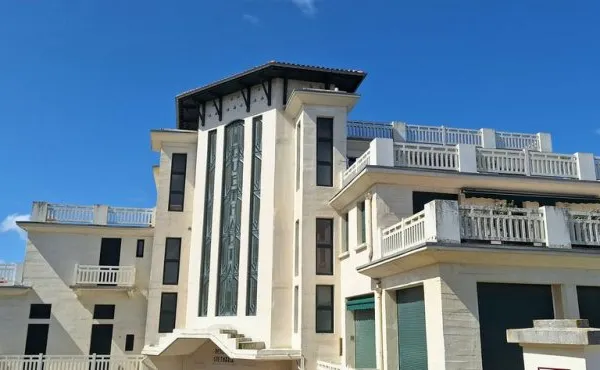Appartement 1 pièce 57 m²