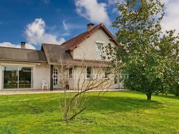Maison 155 m² - 3 chambres - Terrain 800 m² - Hauterive proche Vichy