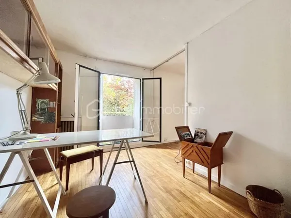 APPARTEMENT FAMILIAL DE 83M2 À MONTROUGE