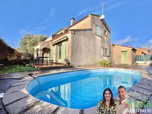 Maison 4 faces, de famille avec vie en plain-pied, piscine et garage