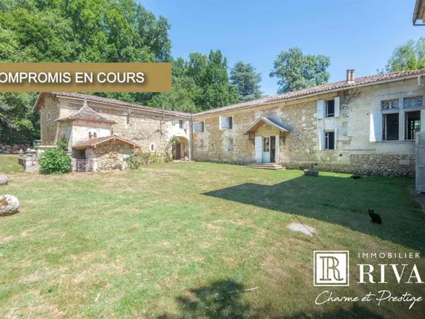 Château 14 pièces 650 m²