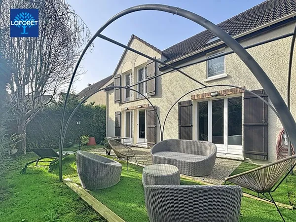 Maison 7 pièces 145 m²