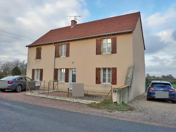 Maison de Village Entre Marcigny et Le Donjon