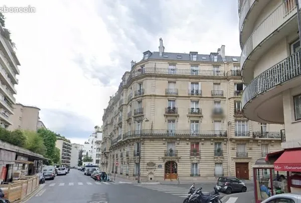 Boutique 335 m² PARIS