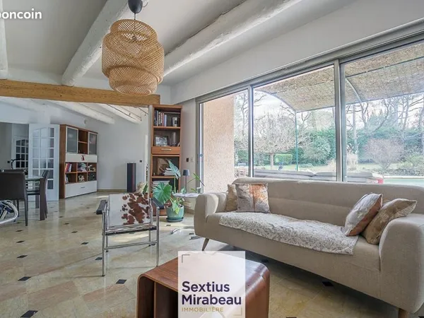 Maison 6 pièces 200 m²