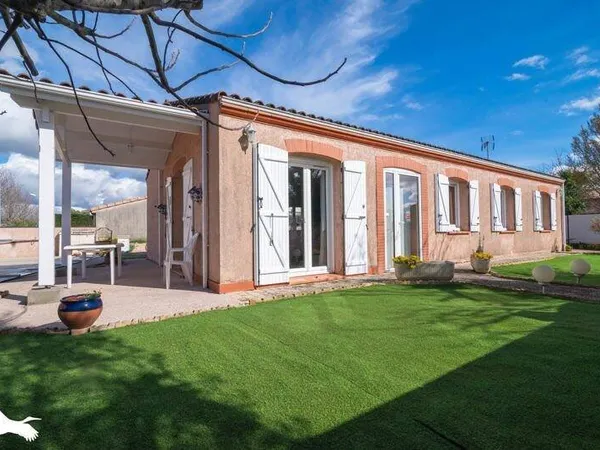 Maison de plain-pied 5 pièces 97 m²