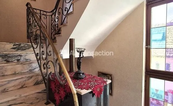 Appartement 7 pièces 204 m²