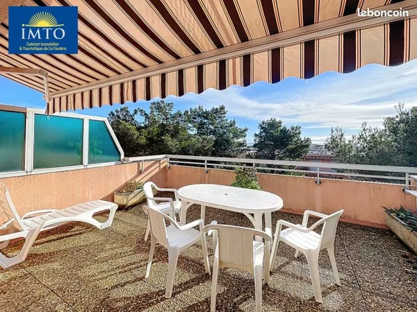 Appartement deux pièces 40m2 - Bormes les Mimosas (La Favière)