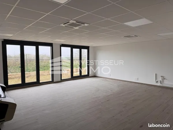 Bureau 38 m²