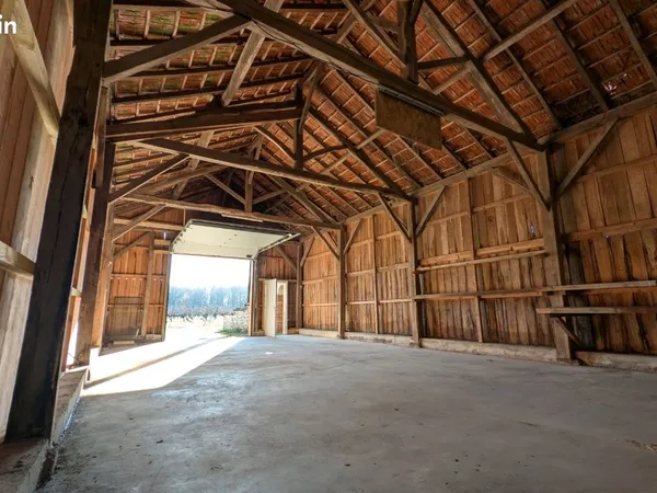 Hangar de stockage à louer
