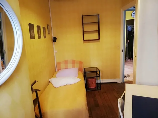 Loue chambre chez l'habitant - Paris 8ème pour étudiante - Fènelon/Chaptal