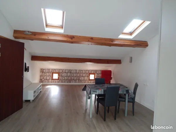 Grand T2 Meublé