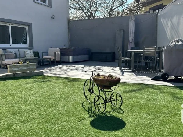 Maison 6 pièces 165 m²