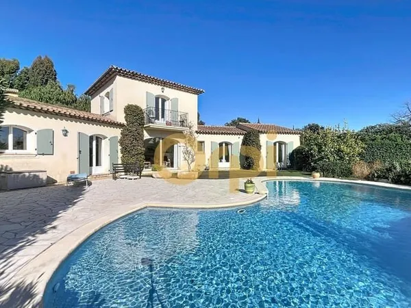 Maison 4 pièces 140 m²