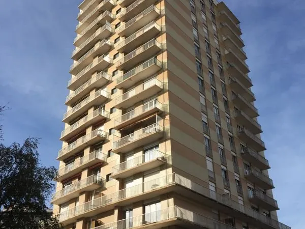 Saint-Etienne rue Albert 1er au grand Pavois F6 de 119 m2 en IMMO-INTERACTIF