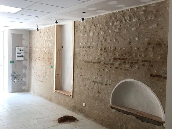 Particulier loue local commercial ou artisanal