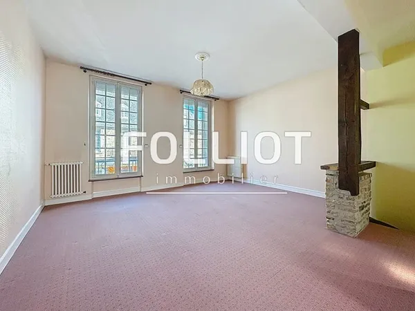 A VENDRE Immeuble à Torigny Les Villes - 50160